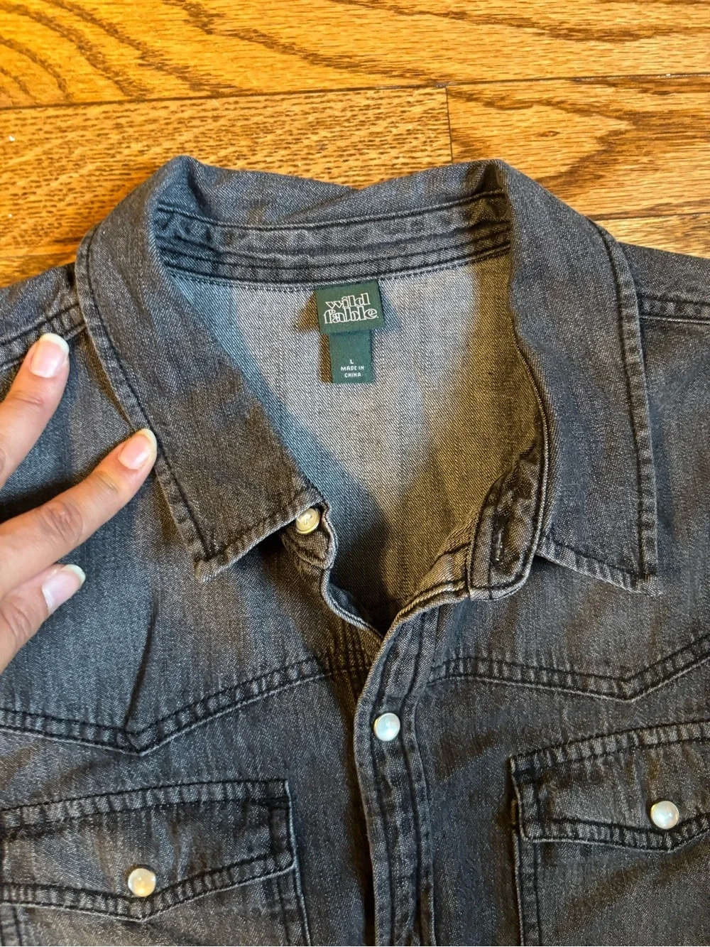 Wild Fable Dark Wash Chambray Western Button Front Shirt Women's Large